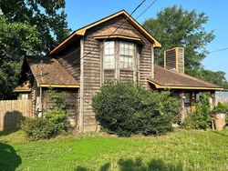 Pre-foreclosure in  COTTAGE CREST LN Mobile, AL 36609