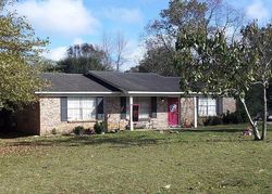 Pre-foreclosure in  COTTAGE PARK DR S Mobile, AL 36695