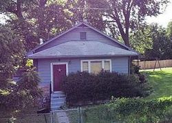 Pre-foreclosure in  OAK ST Kansas City, MO 64114