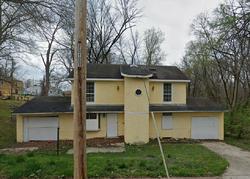 Pre-foreclosure in  E 40TH ST Kansas City, MO 64130