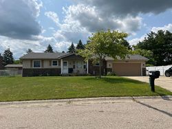 Pre-foreclosure in  HOLLYHOCK DR Grand Blanc, MI 48439