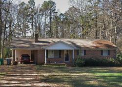 Pre-foreclosure in  FERRELL AVE Charlotte, NC 28216