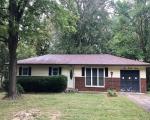 Pre-foreclosure in  CREEKSIDE DR Collinsville, IL 62234