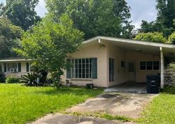 Pre-foreclosure in  SHOLAR DR Baton Rouge, LA 70809
