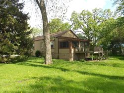 Pre-foreclosure in  N BAY SHORE RD Lake Villa, IL 60046