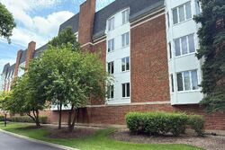 Pre-foreclosure in  LAKE BLVD  Buffalo Grove, IL 60089