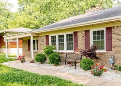 Pre-foreclosure in  HICKORY HILL RD Louisville, KY 40214
