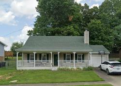 Pre-foreclosure in  ARTHUR CT Radcliff, KY 40160