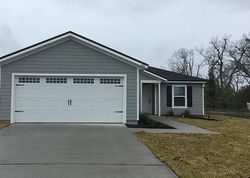 Pre-foreclosure in  GOLDEN BAMBOO DR Jacksonville, FL 32219