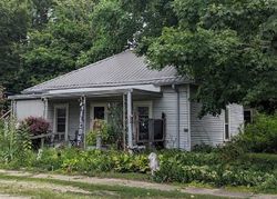 Pre-foreclosure Listing in N JEFFERSON ST MOORELAND, IN 47360