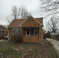 Pre-foreclosure in  N EMERSON AVE Indianapolis, IN 46219