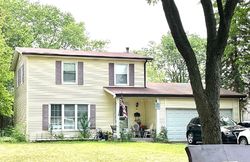 Pre-foreclosure in  WAUBANSIE LN Lisle, IL 60532