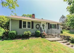 Pre-foreclosure in  JOHNS RD Brookfield, CT 06804