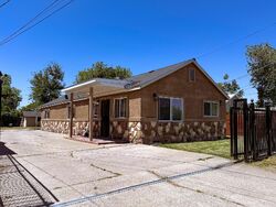 Pre-foreclosure in  N NEWPORT AVE Stockton, CA 95205