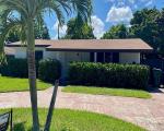 Pre-foreclosure in  HAVANA DR Hollywood, FL 33023