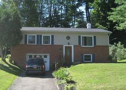 Pre-foreclosure Listing in HIGH AVE VESTAL, NY 13850
