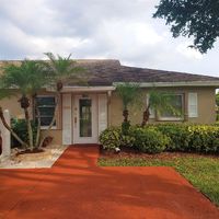 Pre-foreclosure in  SCHOONER DR Boca Raton, FL 33496