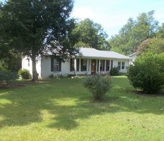 Pre-foreclosure in  SCOTT RD Alexander City, AL 35010