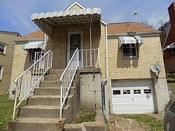 Pre-foreclosure in  MAYVILLE AVE Pittsburgh, PA 15226