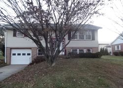 Pre-foreclosure in  E GLEN TILT AVE Wernersville, PA 19565