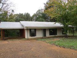 Pre-foreclosure in  HIGHWAY 13 N Lena, MS 39094