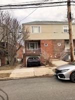 Pre-foreclosure in  PEARSALL AVE Bronx, NY 10469