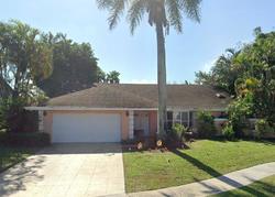 Pre-foreclosure in  COLUMBINE AVE West Palm Beach, FL 33414