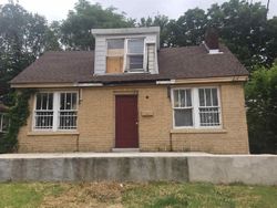 Pre-foreclosure in  FORREST AVE Memphis, TN 38112