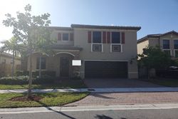 Pre-foreclosure in  SW 239TH TER Homestead, FL 33032