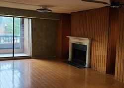 Pre-foreclosure Listing in HARPERS FARM RD UNIT D COLUMBIA, MD 21044