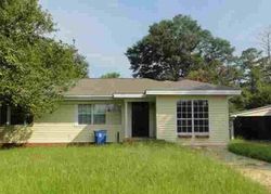 Pre-foreclosure in  FAIRVIEW CIR Jackson, AL 36545