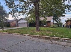 Pre-foreclosure in  W ROANOKE ST Broken Arrow, OK 74011