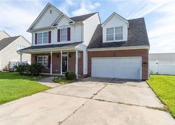 Pre-foreclosure in  KINGS GATE DR Portsmouth, VA 23701