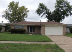 Pre-foreclosure in  S 82ND EAST AVE Tulsa, OK 74145