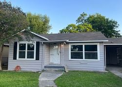 Pre-foreclosure in  FREILING San Antonio, TX 78213