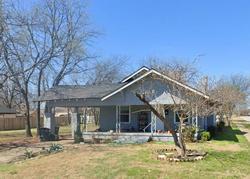 Pre-foreclosure in  S JONES ST Fort Worth, TX 76104