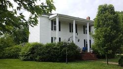 Pre-foreclosure in  CHURCH ST Appomattox, VA 24522