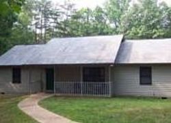 Pre-foreclosure in  TALL PINES DR Mineral, VA 23117