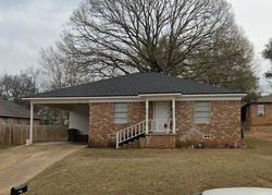 Pre-foreclosure in  N BARRON AVE Tyler, TX 75702