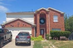 Pre-foreclosure in  MORNINGCREST CT Arlington, TX 76002