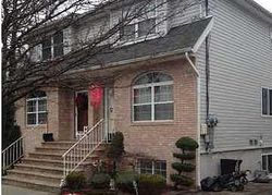 Pre-foreclosure in  SYLVIA ST Staten Island, NY 10312
