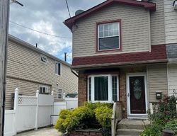 Pre-foreclosure in  HUNTER AVE Staten Island, NY 10306