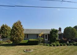 Pre-foreclosure Listing in VIKING DR PORTSMOUTH, RI 02871