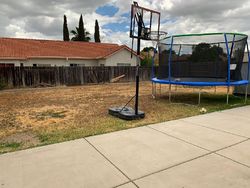 Pre-foreclosure in  CABERNET ST Los Banos, CA 93635