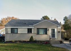 Pre-foreclosure in  RIDGEWAY ST Saint Clair Shores, MI 48080