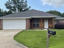 Pre-foreclosure Listing in VINING CT BYRAM, MS 39272