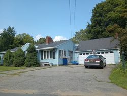 Pre-foreclosure in  CENTER CIR Plaistow, NH 03865