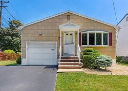 Pre-foreclosure in  JEFFERSON AVE Rahway, NJ 07065