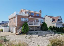 Pre-foreclosure in  SEABRIGHT AVE Bayville, NJ 08721