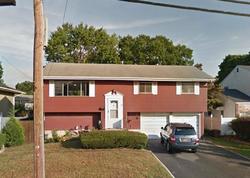 Pre-foreclosure in  CLAREMONT ST Deer Park, NY 11729